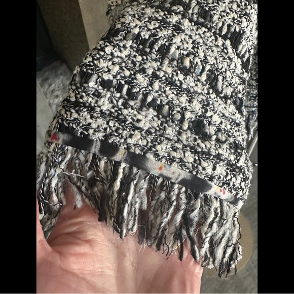 Vintage Chanel La Petite Veste Noire Tweed Jacket - Picture 5 of 11